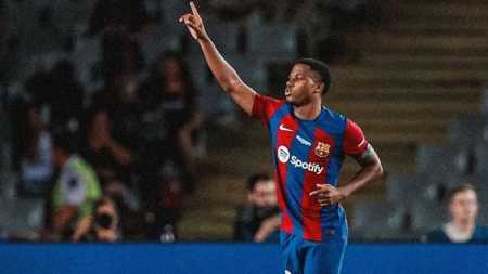 Ansu Fati celebra gol pelo Barcelona • Reprodução: Instagram