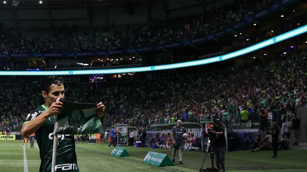 Jornal espanhol lista canto da torcida do Palmeiras entre melhores do mundo
