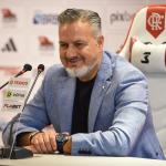 Diretor do Flamengo admite tentativa de contratar destaque do Palmeiras