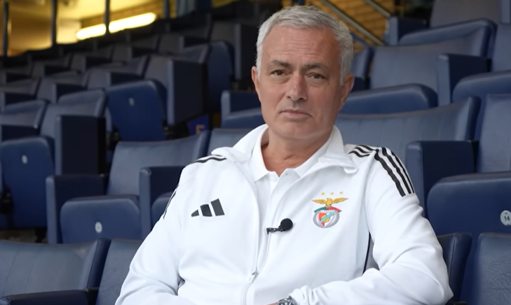 Lenda do Real Madrid é contra retorno de José Mourinho: 'Não o quero'