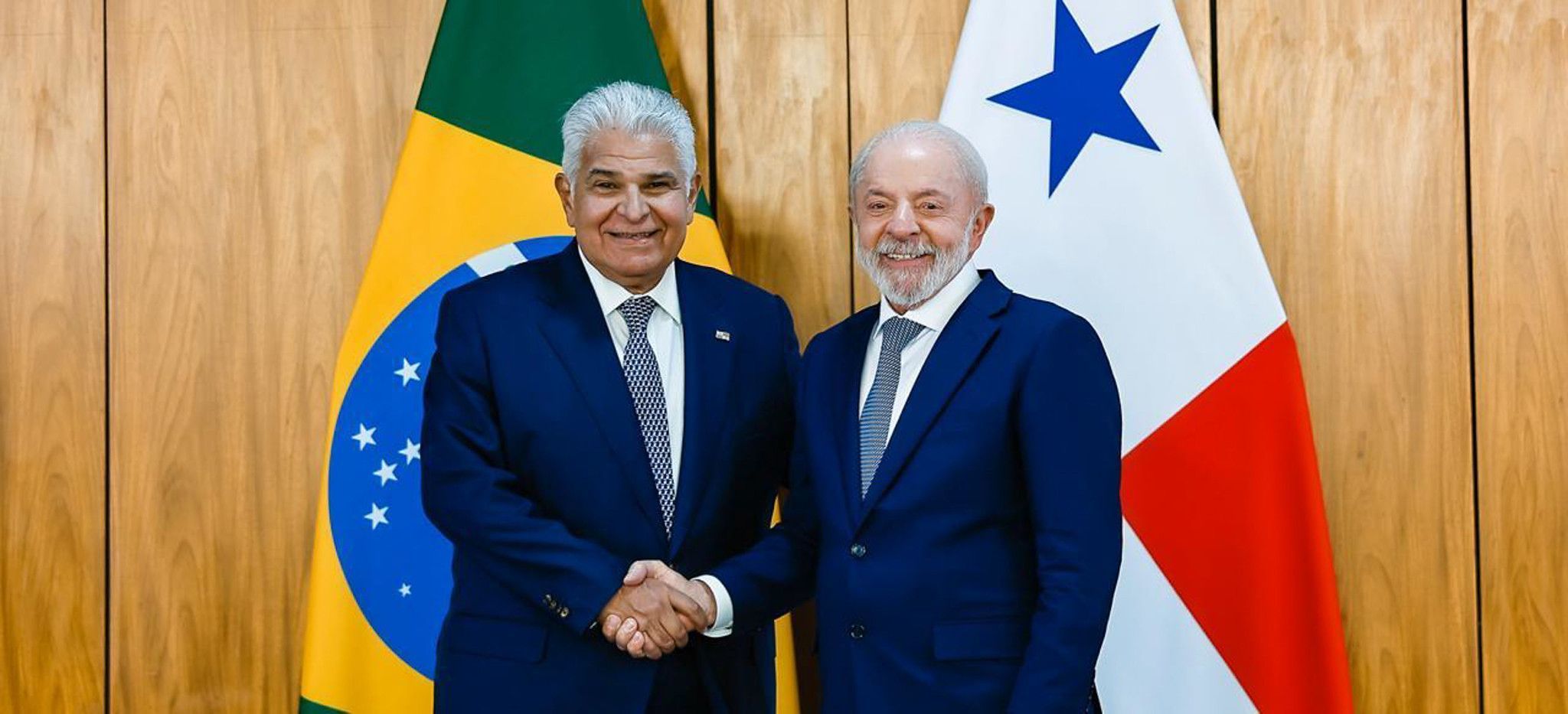 Lula vai ao Panamá nesta terça (27) para participar de fórum econômico