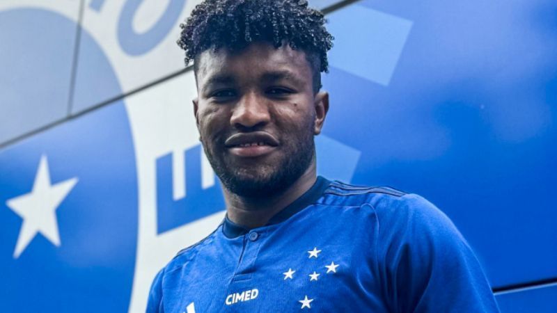 Novo reforço do Cruzeiro, José Cifuentes se apresenta na Toca da Raposa II
