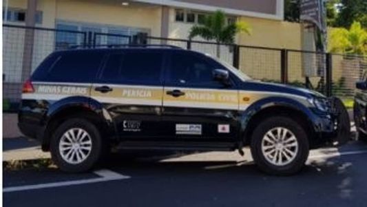 Jovem de 19 anos estava de moto quando foi atingido por um carro na BR-040