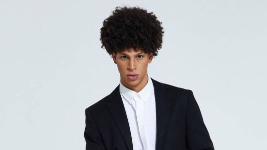 Jovem de 23 anos está desaparecido após mergulhar com um amigo em uma praia no Recreio dos Bandeirantes