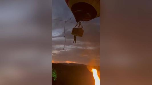 Jovem fica pendurado pelas mãos e cai de balão no interior de Goiás; veja vídeo.