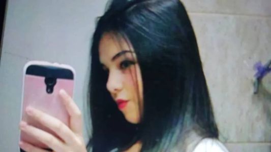 Jovem foi encontrada morta em cima da cama com o corpo carbonizado