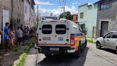 Jovem foi morto na rua Leopoldo Gomes, no bairro Pompéia, região Leste de BH