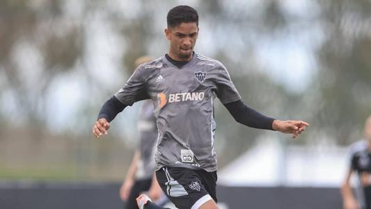 Jovem lateral-esquerdo Emanuel foi emprestado a clube europeu