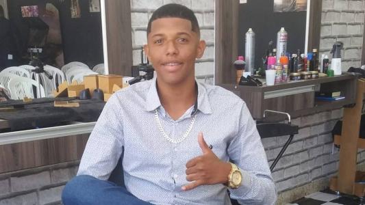 Jovem tinha 24 anos e era sócio-proprietário de uma barbearia no Centro de Nanuque