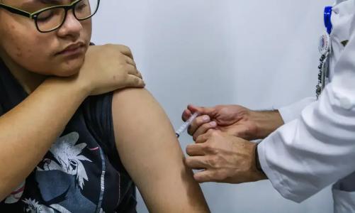 Jovens poderão se vacinar durante o primeiro semestre de 2026