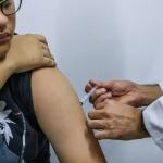 Governo prorroga prazo de vacinação contra o HPV para jovens de 15 a 19 anos