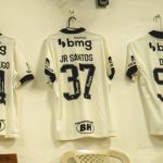 Júnior Santos volta a ser relacionado no Atlético após quase quatro meses