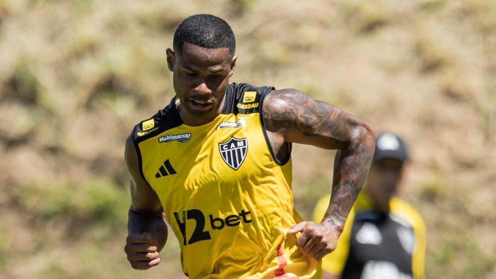 Atlético se manifesta sobre situação do atacante Júnior Santos
