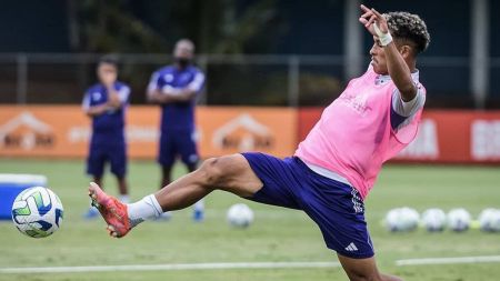 Juan Christian não havia sido inscrito para o Brasileirão, mas agora vira opção de Pepa