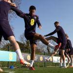 Inglaterra x Letônia: horário e onde assistir ao vivo pelas Eliminatórias