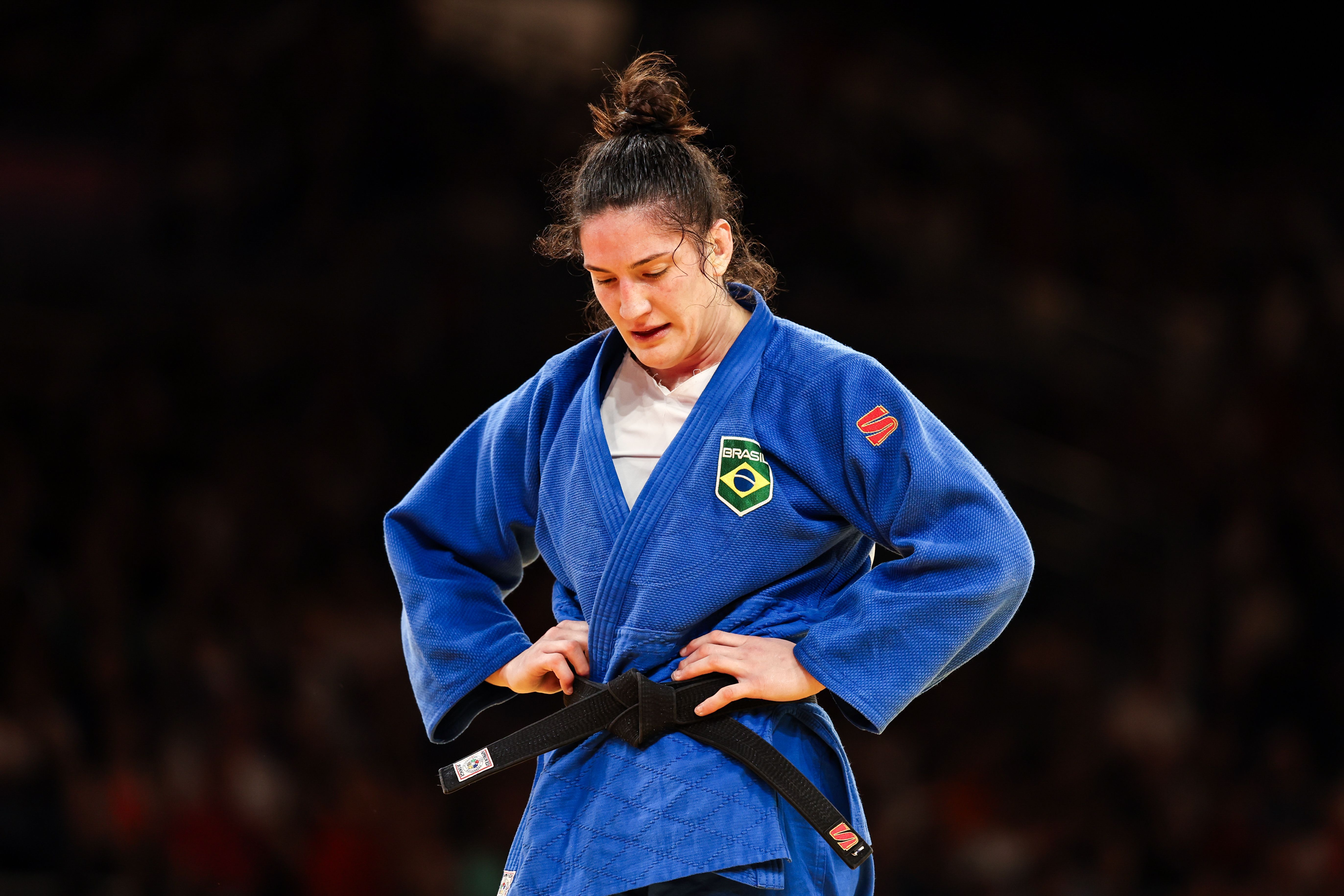 Mayra Aguiar chora após eliminação no judô em Paris: ‘Entregamos nossa saúde’