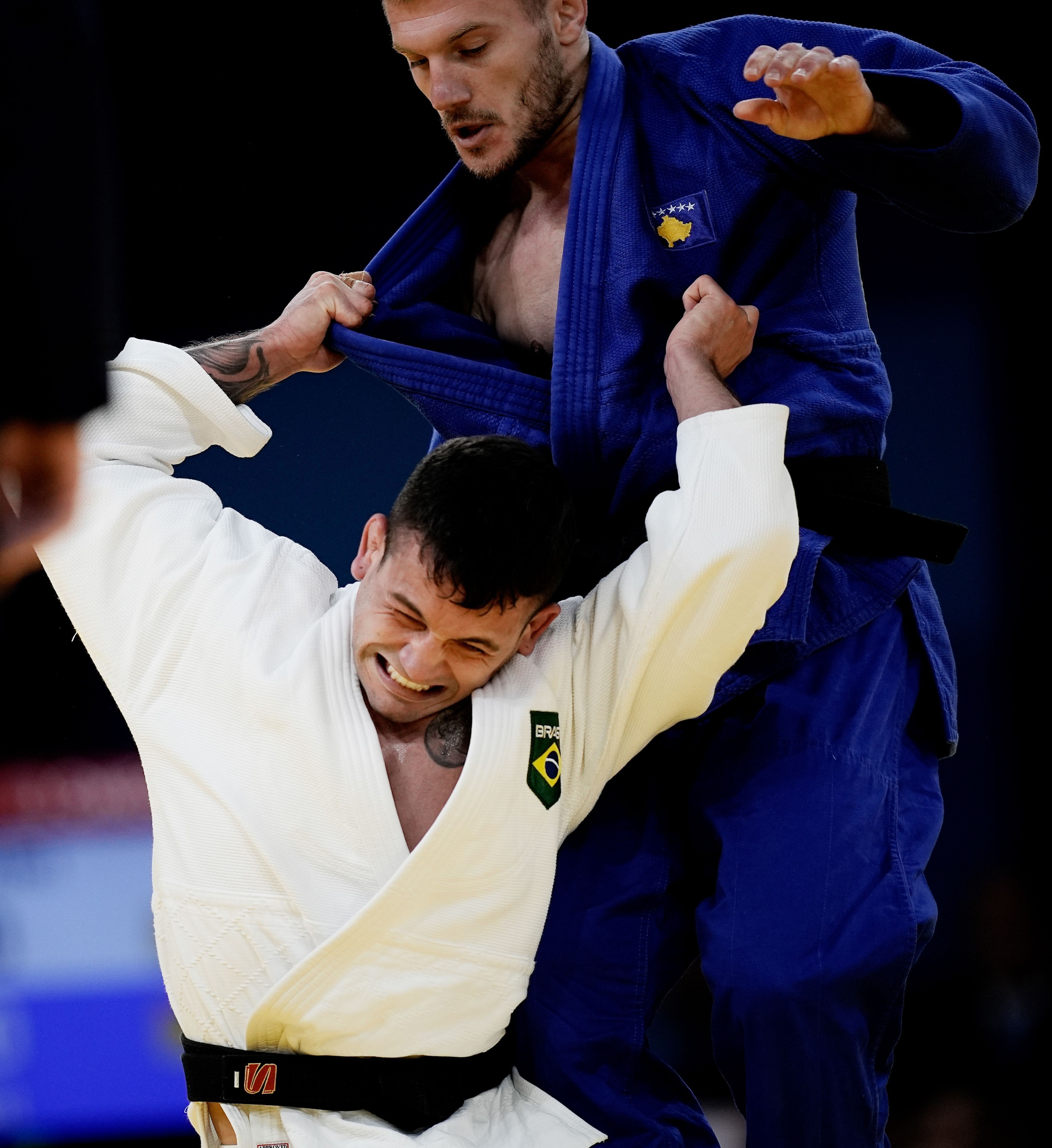 Judoca que eliminou brasileiro Daniel Cargnin é procurado pela polícia por violência doméstica
