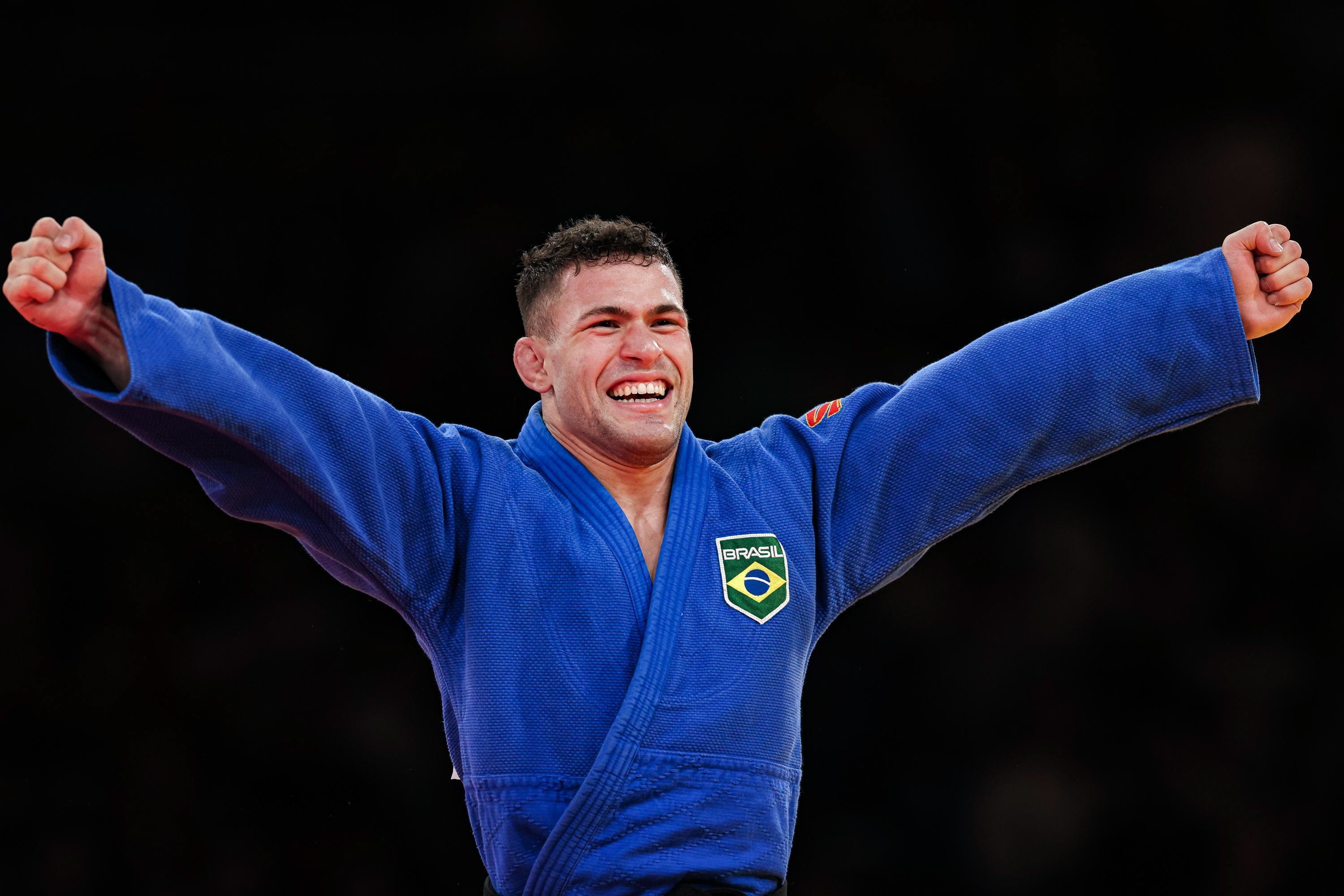 William Lima, do Judô, conquista 1ª medalha do Brasil nos Jogos Olímpicos de Paris