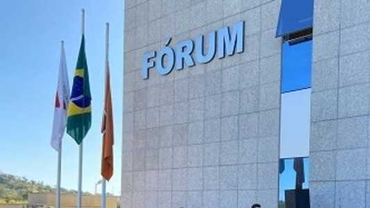 Juiz e assessor foram afastados da Comarca de Divinópolis