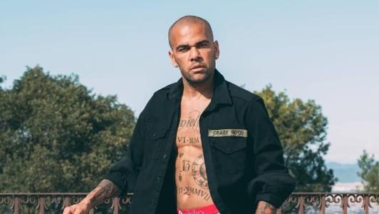 Juíza considerou impossível ver a tatuagem se Daniel Alves estivesse vestido