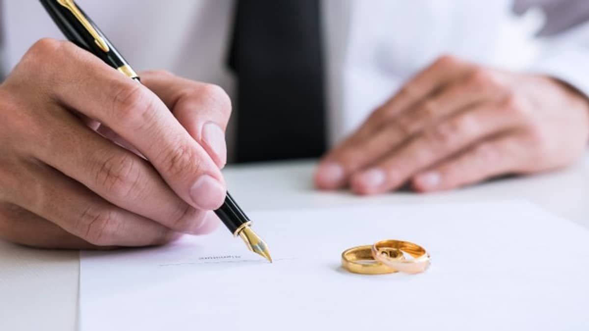 Homem que levava esposa e amante para mesmo grupo de oração é condenado a pagar indenização no Ceará