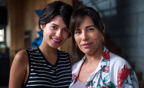 Julia Dalavia e Glória Pires em 'O Outro Lado do Paraíso'