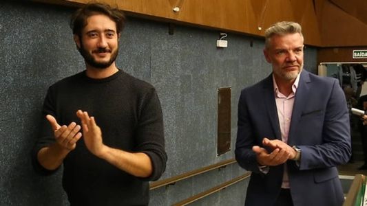 Juliano Lopes (dir.) marcou data para votação de denúncia contra o presidente da CMBH, Gabriel Azevedo (esq.)