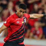 Inter tem interesse na contratação de atacante titular do Athletico-PR