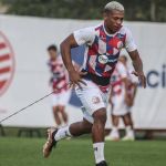 Desafeto de Vital falta a jogo e tem futuro em avaliação no Náutico