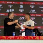 Saiba os jogadores do São Paulo que ajudaram na contratação de Longo