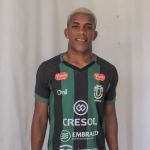 Anunciado pelo Maringá, Júlio 'revive' cena com Vital, do Cruzeiro; assista