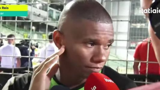 Juninho deixou o campo chateado pela má fase do América em 2023