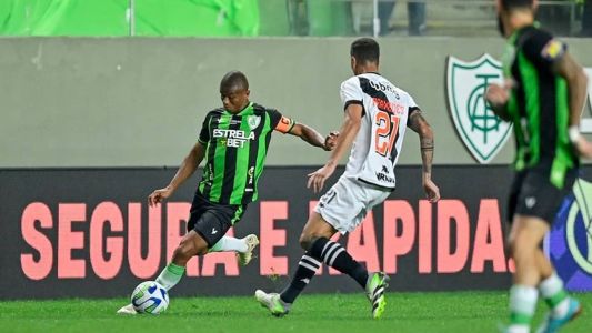 Juninho, do América, em ação contra o Vasco, no Independência