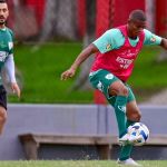 América: lista de relacionados para enfrentar o Defensa y Justicia tem novidades e ausência de Arthur