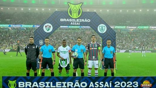 Juninho foi o capitão do América diante do Fluminense