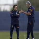 Juninho Paulista defende 'regalias' de Neymar e vê Tite pronto para a Europa
