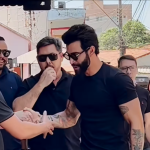 Gusttavo Lima volta a restaurante em que ganhava comida antes da fama; veja vídeo