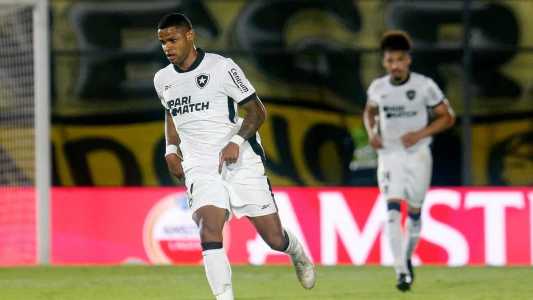 Júnior Santos foi o escolhido para substituir Tiquinho Soares contra o Guaraní