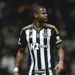 Júnior Santos, do Atlético, passa por cirurgia após grave lesão; saiba detalhes