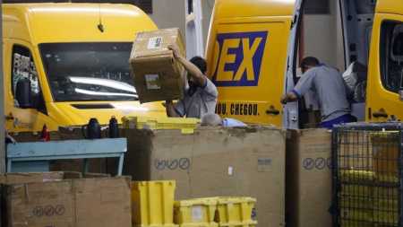 Justiça confirma justa causa de gerente de agência dos Correios que subtraiu mais de R$ 200 mil de cofre A juíza Haydée Priscila Pinto Coelho de Sant’ana, no período em que atuou na 20ª Vara do Trabalho de Belo Horizonte, confirmou a justa causa aplicada a um ex-empregado