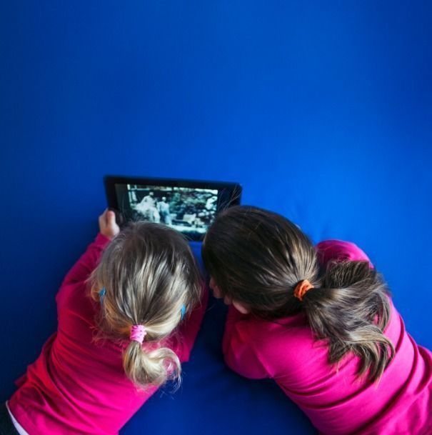 Justiça determina que Google adote alertas contra publicidade infantil abusiva no YouTube