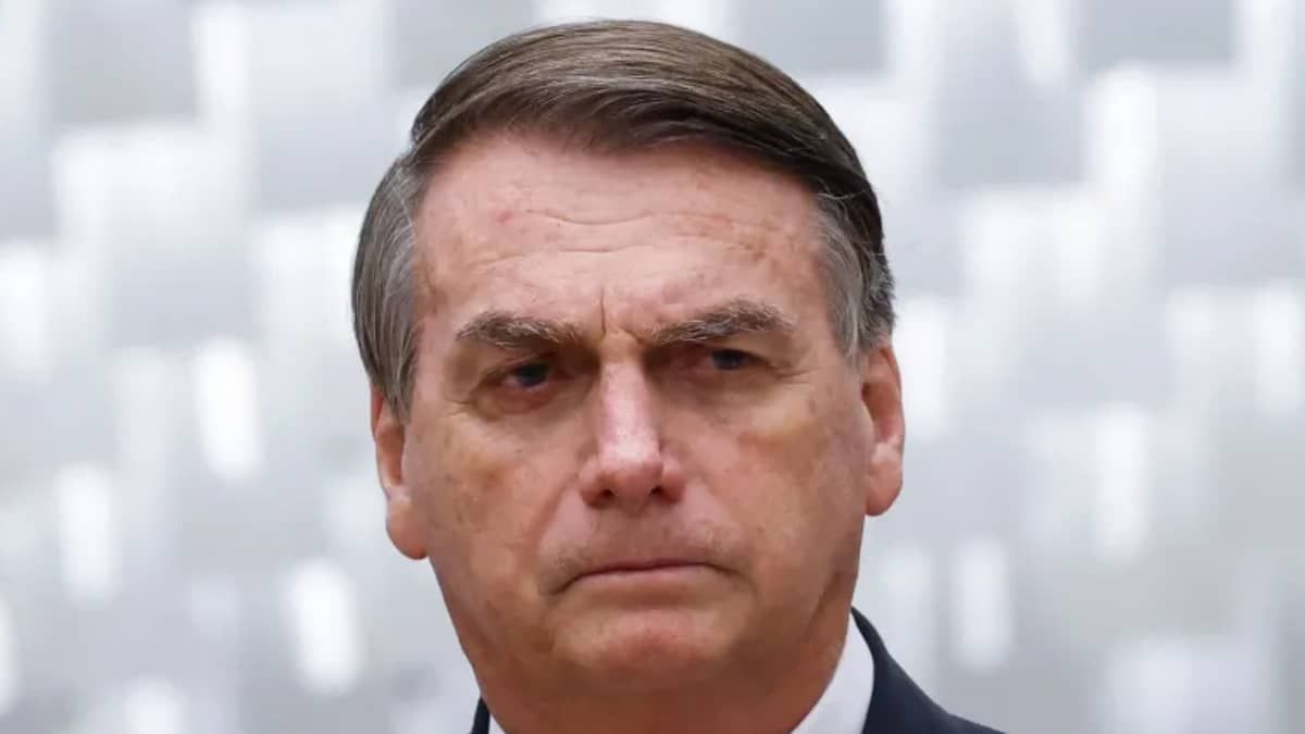 Justiça do DF torna Bolsonaro réu por incitação ao estupro