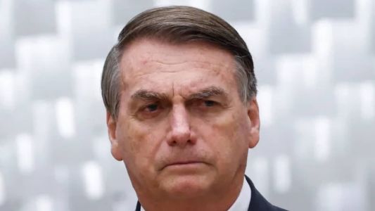 Justiça do DF torna Bolsonaro réu por incitação ao estupro.