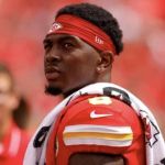 Jogador de time atual campeão da NFL é suspenso após prisão por violência doméstica