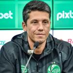 São Paulo pede ao Juventude para parcelar multa de Thiago Carpini