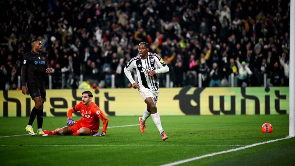 Juventus goleia o Napoli e acirra disputa por Champions no Campeonato Italiano