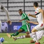 Juventude 'tropeça' e perde para o Botafogo-SP em estreia da Série B