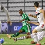 Juventude 'tropeça' e perde para o Botafogo-SP em estreia da Série B