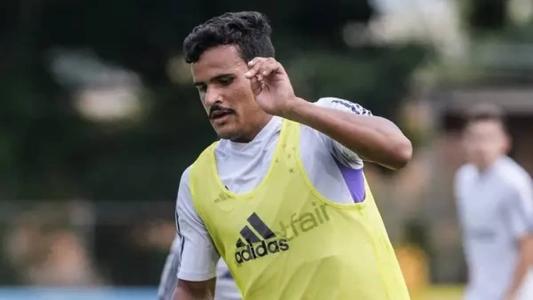 Kaiki já recebeu proposta internacional e Cruzeiro pode fazer dinheiro com o lateral em breve