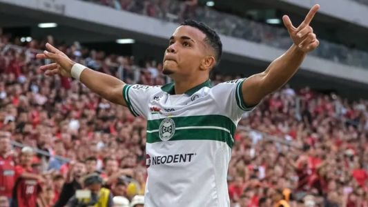 Kaio César caiu inconsciente no gramado, em partida disputada contra o Cuiabá